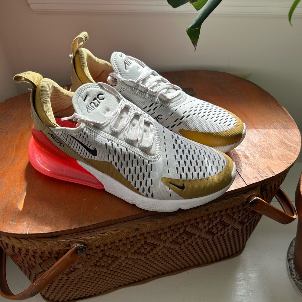 Nike air max 270s | gold and coral, gently used